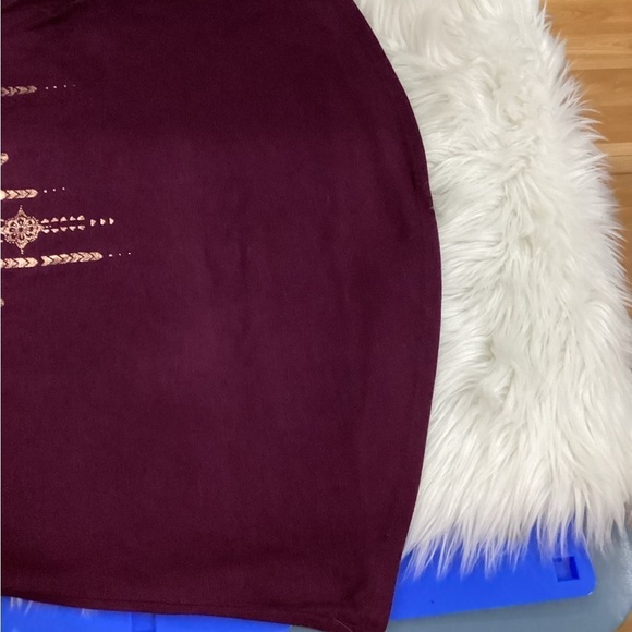 Mudd tank top woman’s size XL scoopneck maroonish purple with gold patte… - Picture 8 of 13